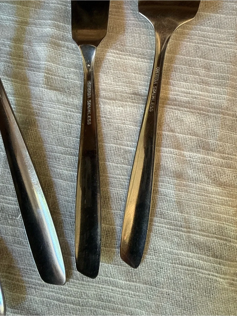 Oneida Stainless Steel Serving Forks, Spoon & Knife Set - Silver Finish